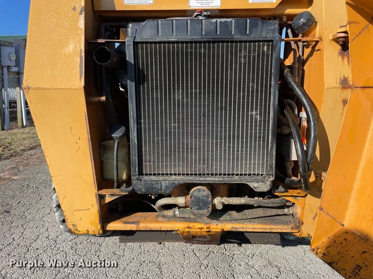 image for item LV9996 1999 Case 1840 skid steer loader