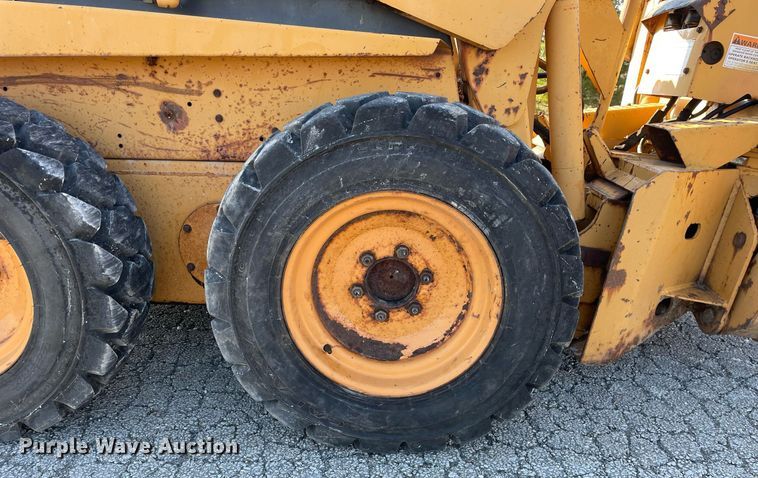 image for item LV9996 1999 Case 1840 skid steer loader