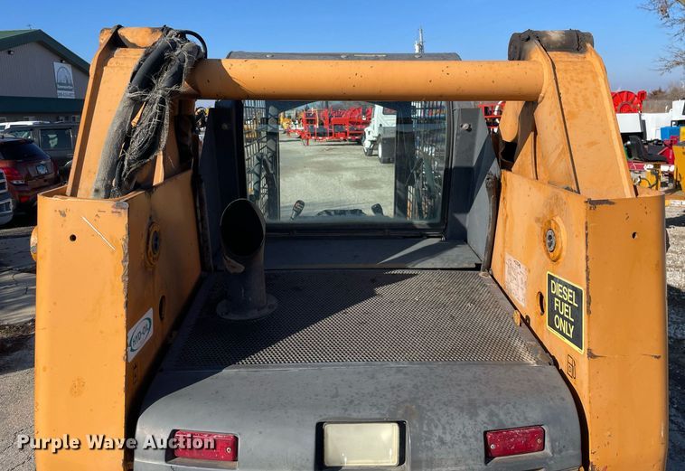 image for item LV9998 2002 Case 95XT skid steer loader