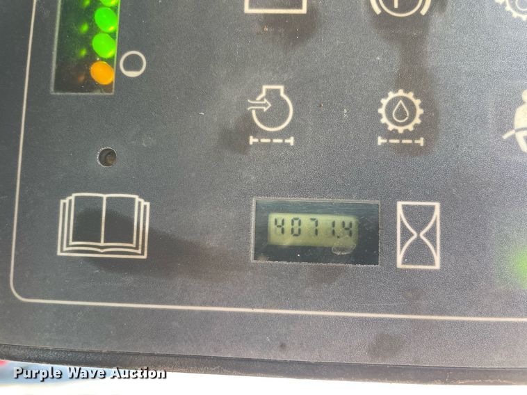 image for item LV9998 2002 Case 95XT skid steer loader