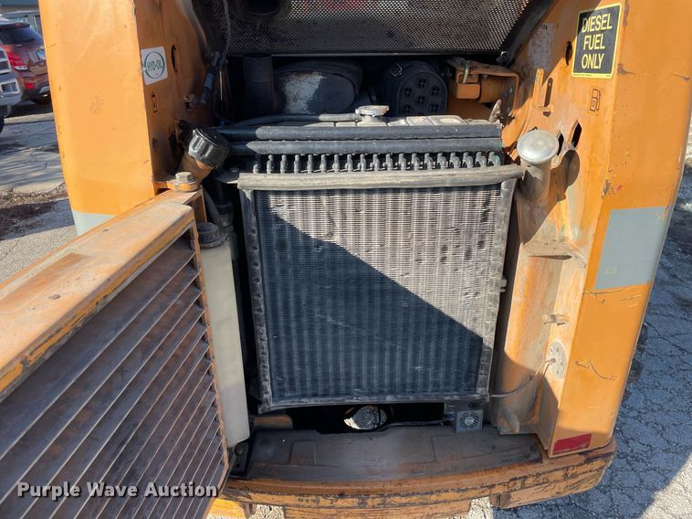 image for item LV9998 2002 Case 95XT skid steer loader