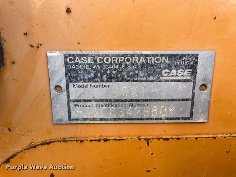 image for item LV9998 2002 Case 95XT skid steer loader