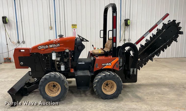 image for item LV9999 2015 Ditch Witch RT45 trencher