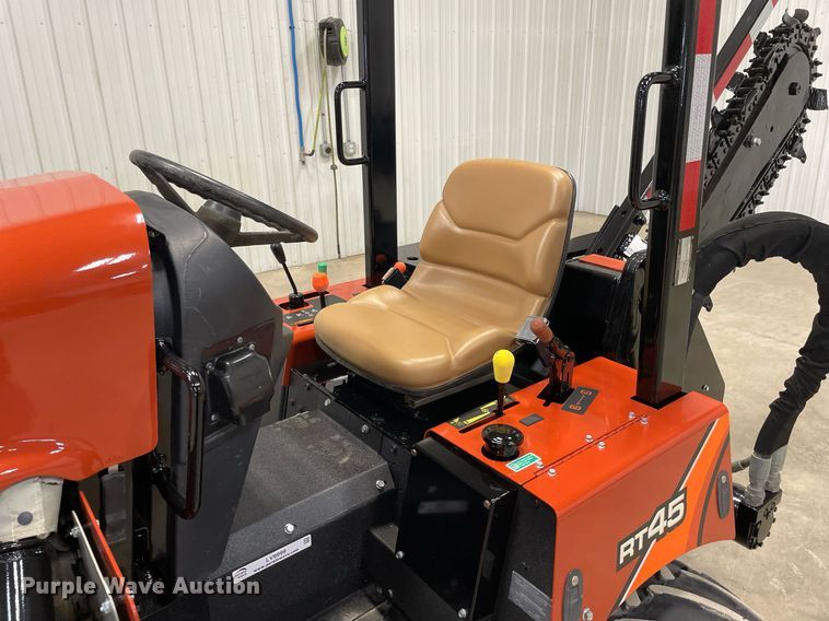 image for item LV9999 2015 Ditch Witch RT45 trencher