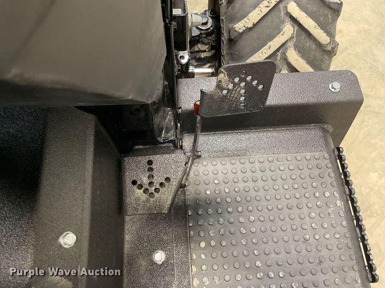 image for item LV9999 2015 Ditch Witch RT45 trencher