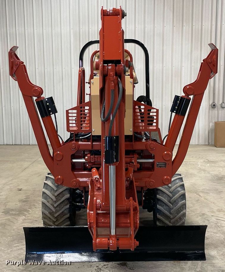 image for item LW9000 2015 Ditch Witch  RT45 trencher