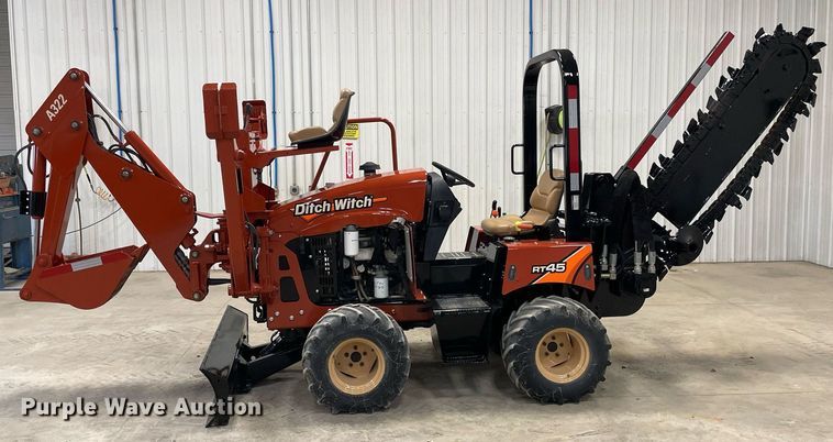 image for item LW9000 2015 Ditch Witch  RT45 trencher