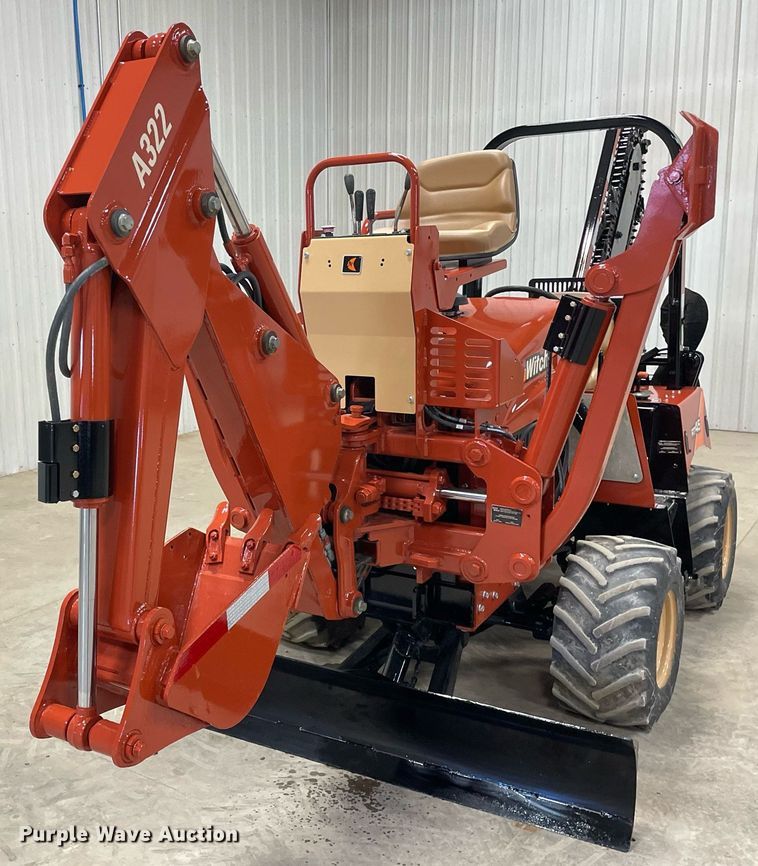 image for item LW9000 2015 Ditch Witch  RT45 trencher