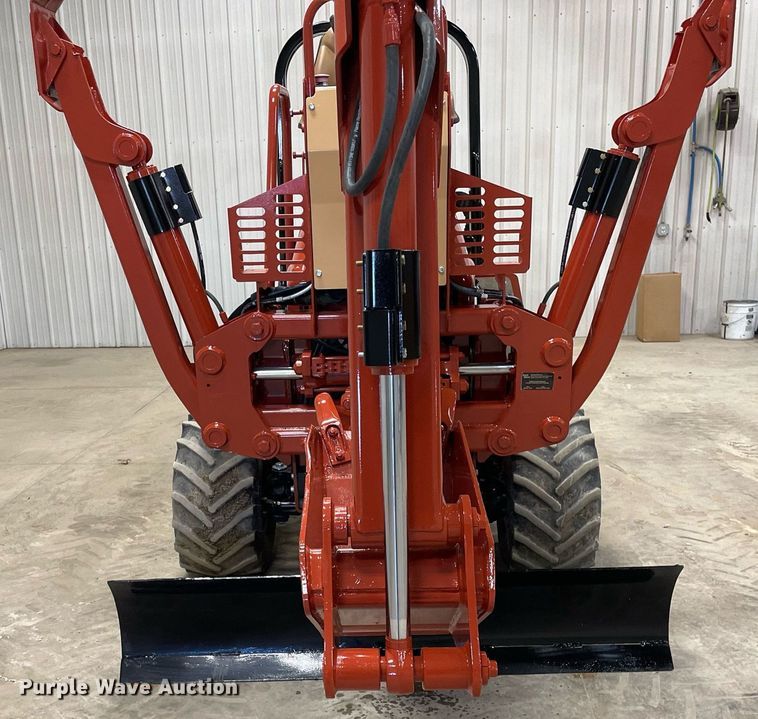 image for item LW9000 2015 Ditch Witch  RT45 trencher