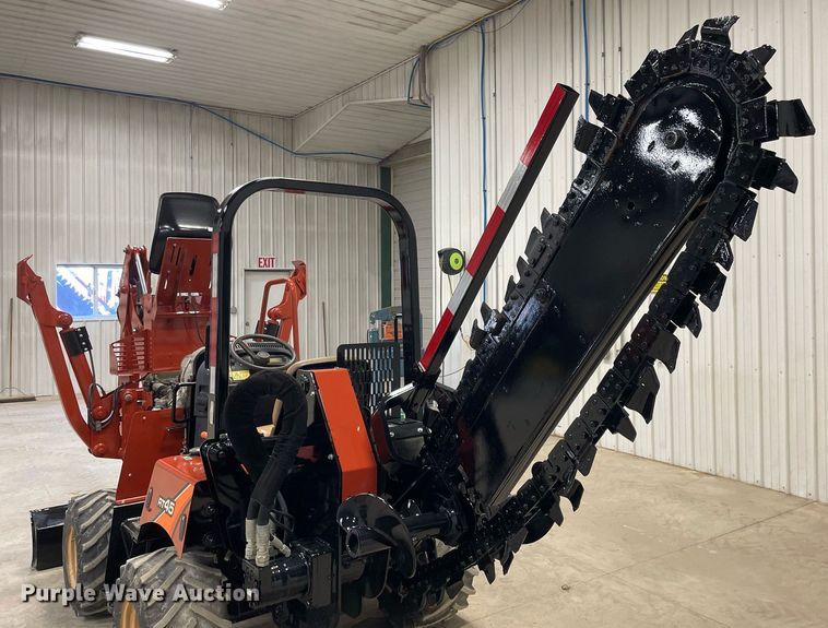 image for item LW9000 2015 Ditch Witch  RT45 trencher