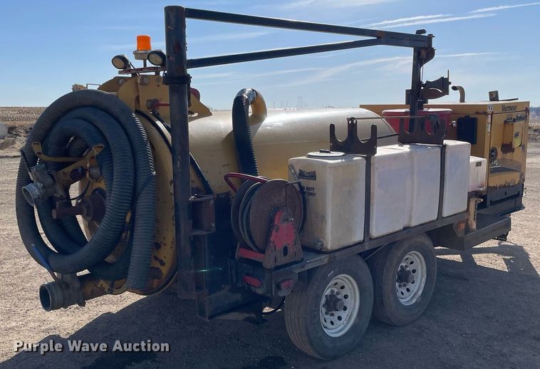 image for item LW9002 2016 Vermeer LP873SDT vacuum excavator