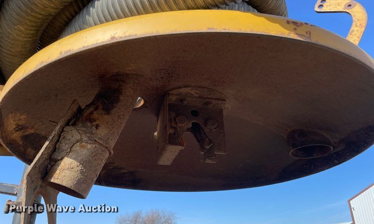 image for item LW9002 2016 Vermeer LP873SDT vacuum excavator