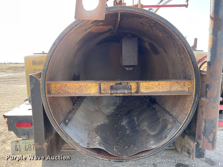 image for item LW9002 2016 Vermeer LP873SDT vacuum excavator