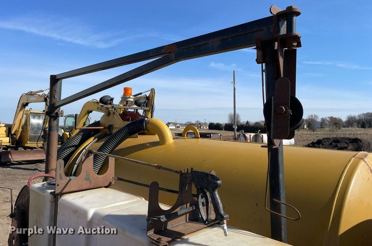 image for item LW9002 2016 Vermeer LP873SDT vacuum excavator