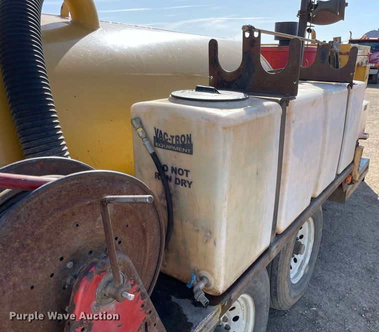 image for item LW9002 2016 Vermeer LP873SDT vacuum excavator