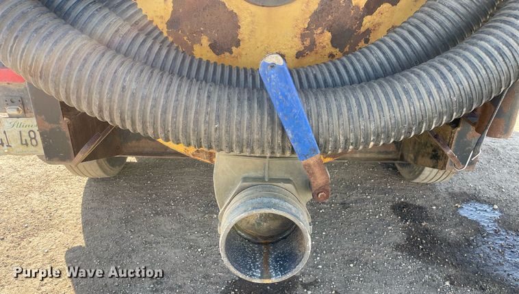 image for item LW9002 2016 Vermeer LP873SDT vacuum excavator