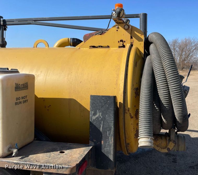 image for item LW9002 2016 Vermeer LP873SDT vacuum excavator