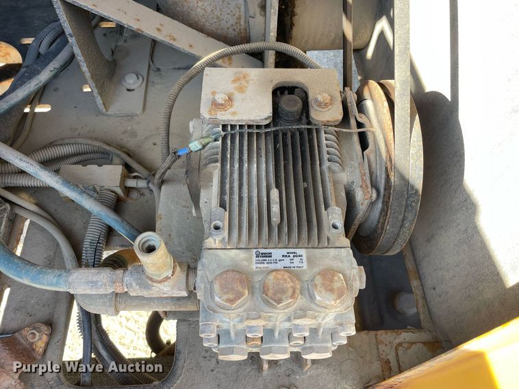 image for item LW9002 2016 Vermeer LP873SDT vacuum excavator