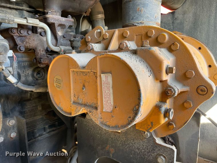 image for item LW9002 2016 Vermeer LP873SDT vacuum excavator