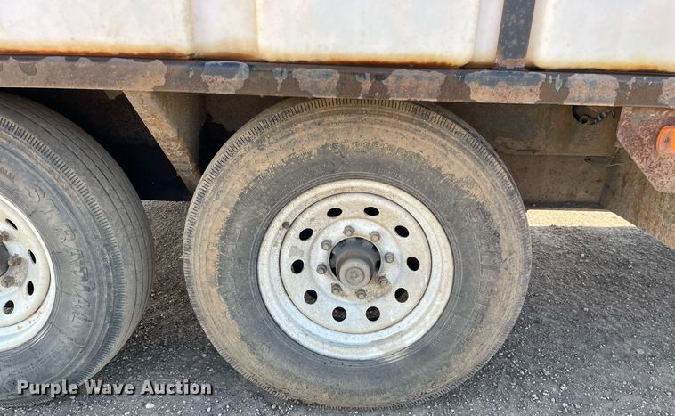 image for item LW9002 2016 Vermeer LP873SDT vacuum excavator