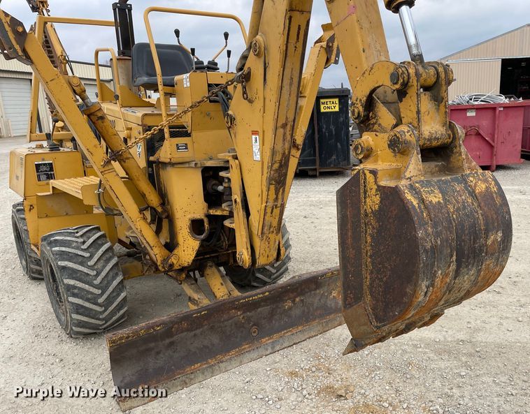 image for item LW9004 1997 Vermeer  V5800 trencher