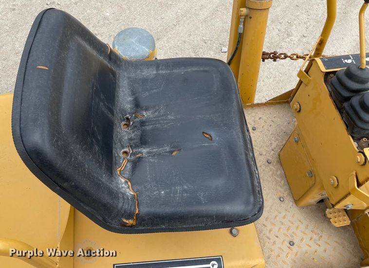 image for item LW9004 1997 Vermeer  V5800 trencher