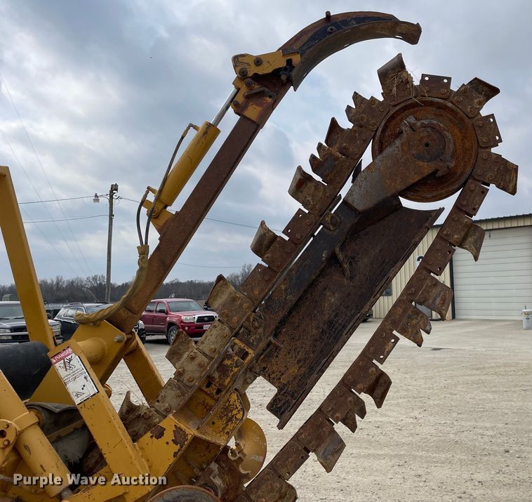 image for item LW9004 1997 Vermeer  V5800 trencher