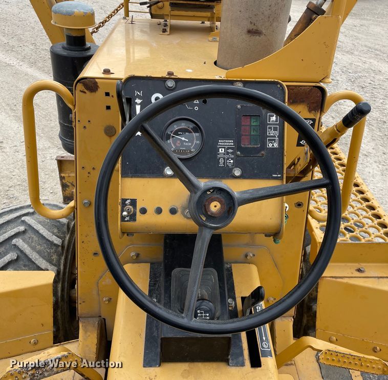 image for item LW9004 1997 Vermeer  V5800 trencher