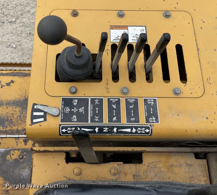 image for item LW9004 1997 Vermeer  V5800 trencher