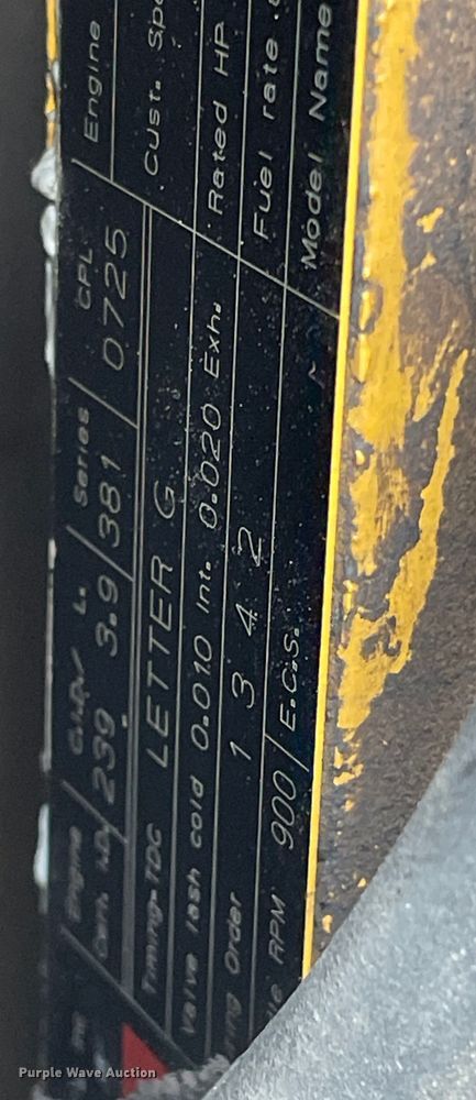 image for item LW9004 1997 Vermeer  V5800 trencher