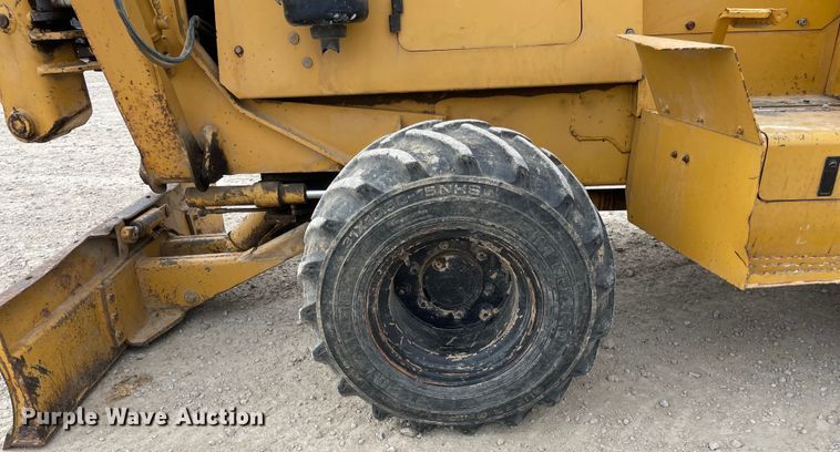 image for item LW9004 1997 Vermeer  V5800 trencher