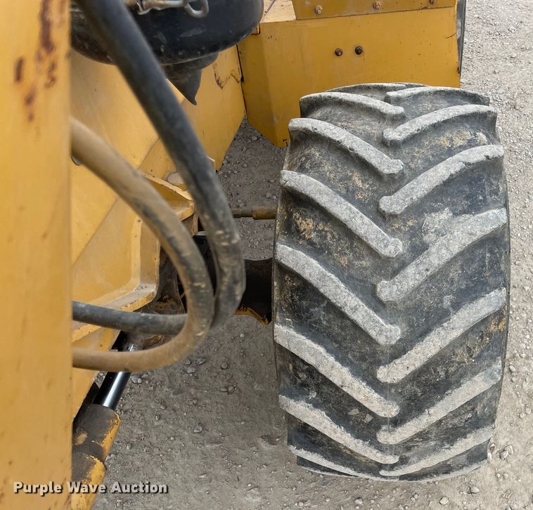 image for item LW9004 1997 Vermeer  V5800 trencher