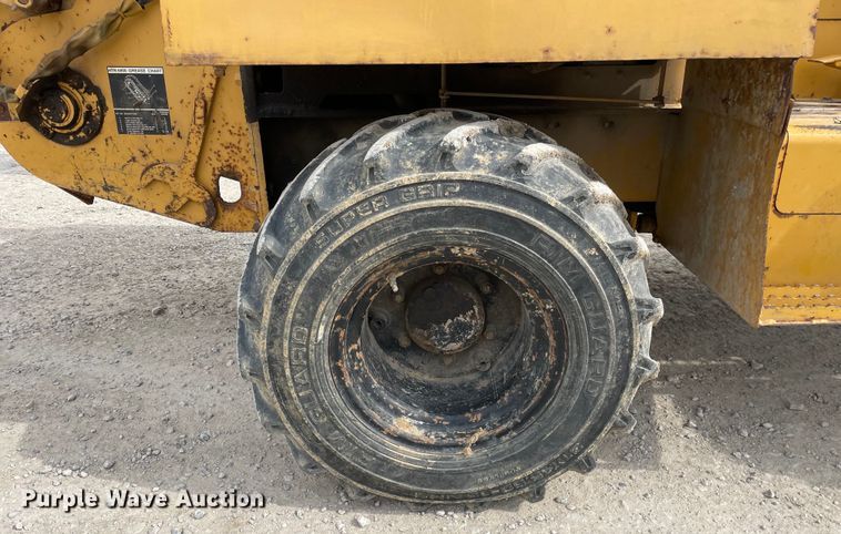 image for item LW9004 1997 Vermeer  V5800 trencher