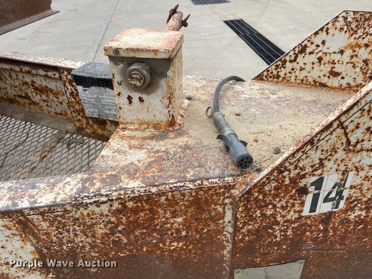 image for item LW9005 1995 Kiefer equipment trailer