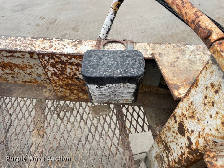 image for item LW9005 1995 Kiefer equipment trailer