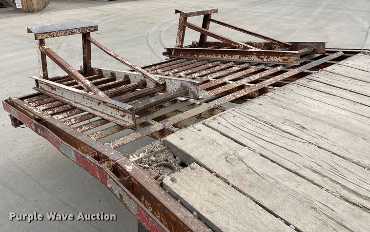 image for item LW9005 1995 Kiefer equipment trailer