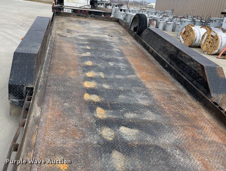 image for item LW9006 2015 Imperial   WB-21-21 tilt deck equipment trailer