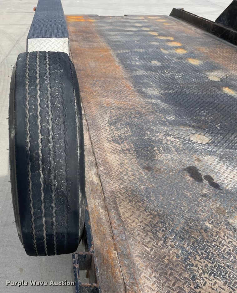 image for item LW9006 2015 Imperial   WB-21-21 tilt deck equipment trailer