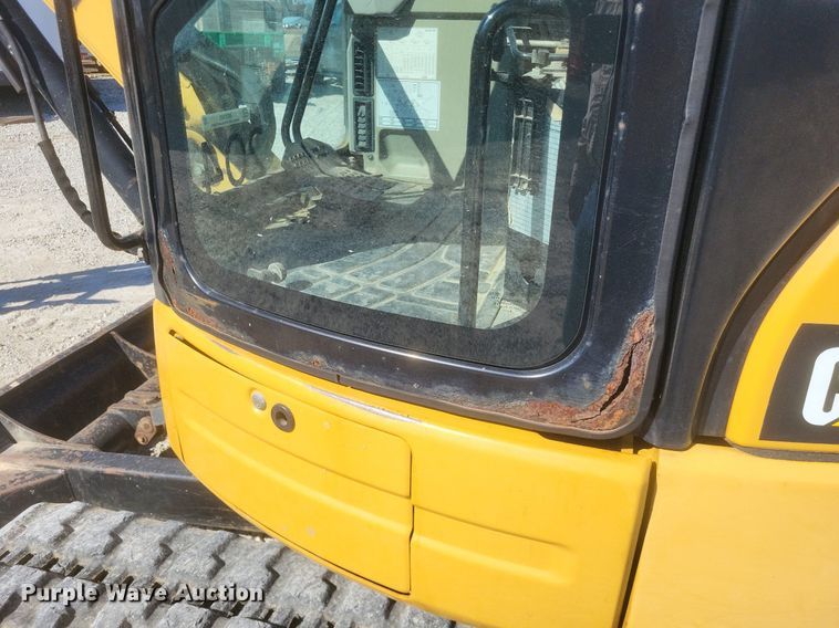 image for item MI9988 2014 Caterpillar 303.5E CR mini excavator