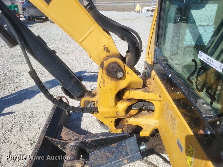 image for item MI9988 2014 Caterpillar 303.5E CR mini excavator