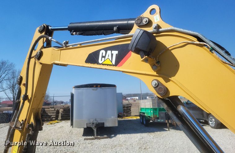 image for item MI9988 2014 Caterpillar 303.5E CR mini excavator