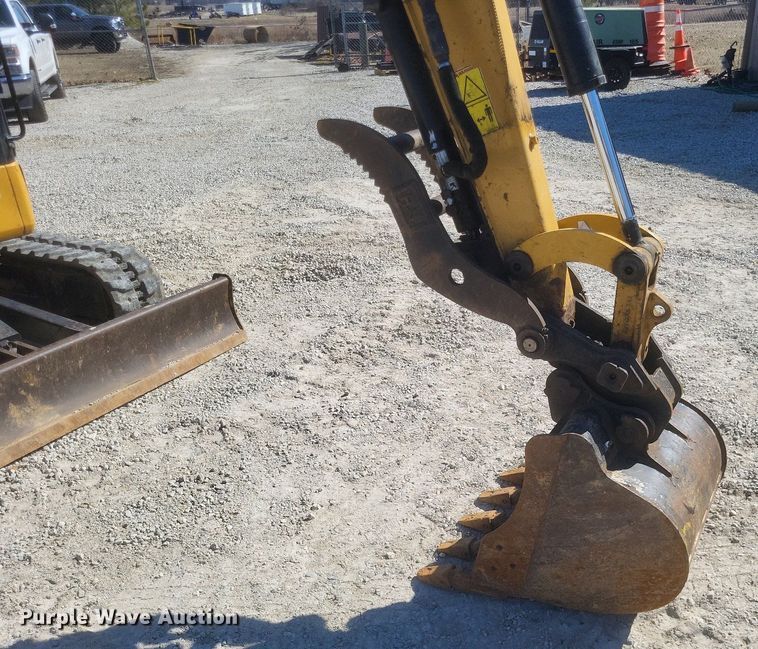 image for item MI9988 2014 Caterpillar 303.5E CR mini excavator