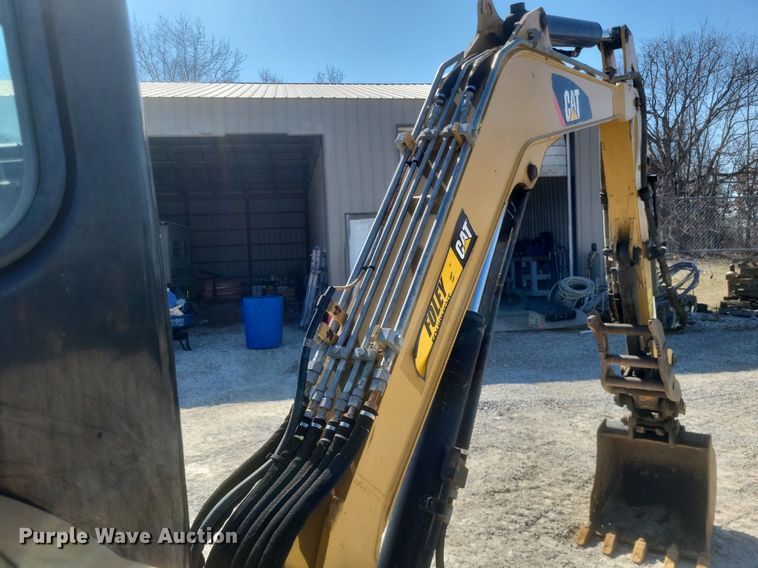 image for item MI9988 2014 Caterpillar 303.5E CR mini excavator