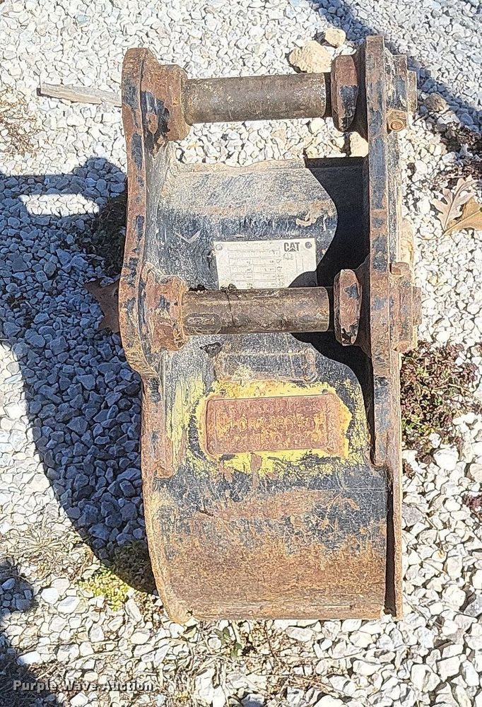 image for item MI9988 2014 Caterpillar 303.5E CR mini excavator