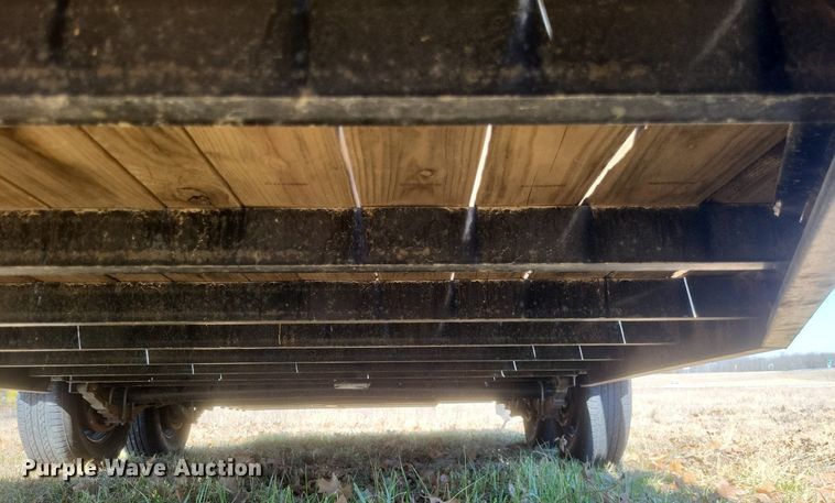 image for item MI9995 2022 PJ utility trailer