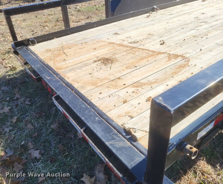 image for item MI9995 2022 PJ utility trailer