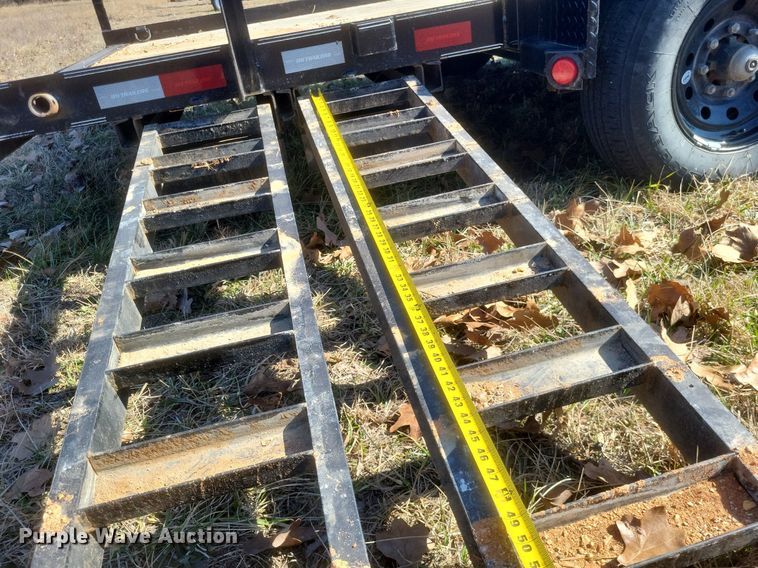 image for item MI9995 2022 PJ utility trailer