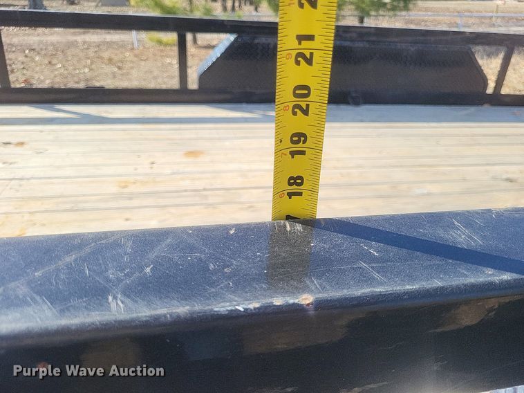 image for item MI9995 2022 PJ utility trailer