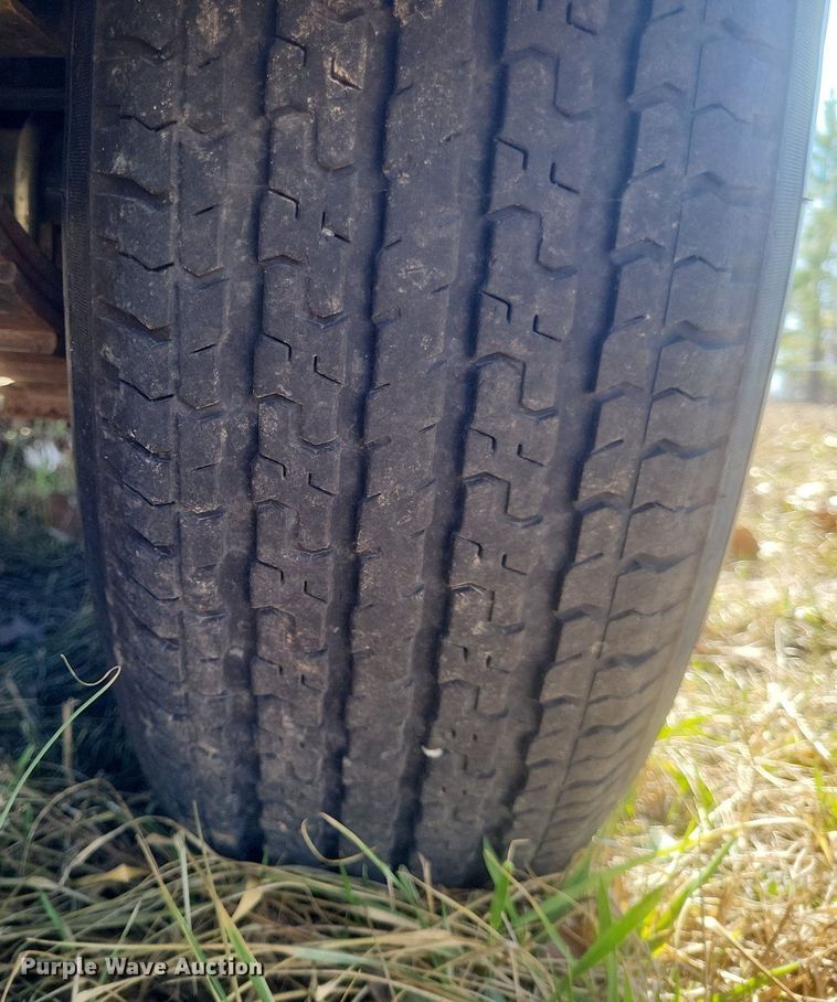 image for item MI9995 2022 PJ utility trailer