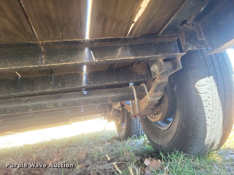 image for item MI9995 2022 PJ utility trailer